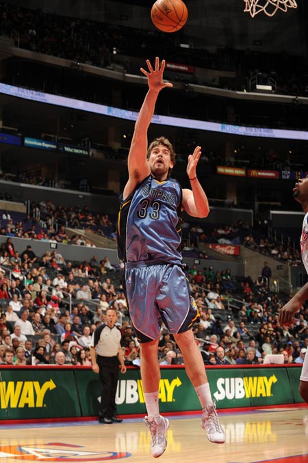 河北队在防 河北队在防